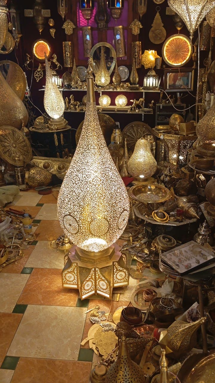 حرفي أمهر أثناء العمل